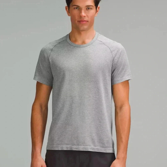 lululemon athletica Other - Lululemon Men’s Metal Vent Tech Short-Sleeve Shirt
